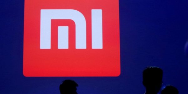 Xiaomi собрала восьмиметровую елку из своих смартфонов&nbsp