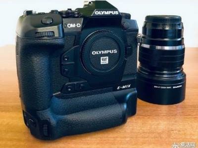 Появились живые фото беззеркалки Olympus E-M1X за 3000 долларов